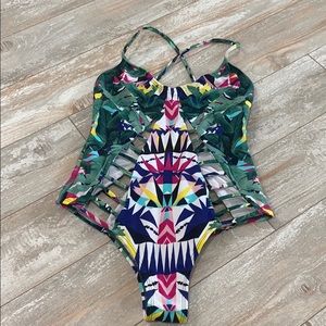 NWOT Forever 21 one puce swimsuit small